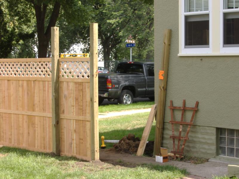 Drew's Fence 013.jpg