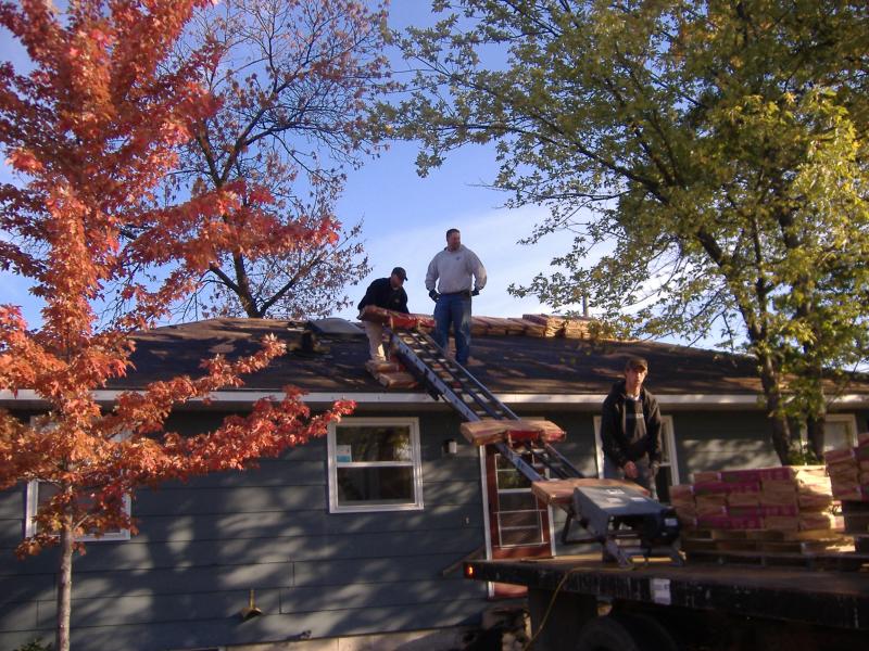 TR Roofing 002.jpg