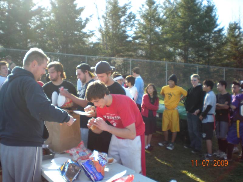 East Football 2009 098..jpg