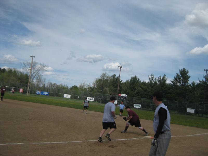 LZ Softball '10 003.jpg